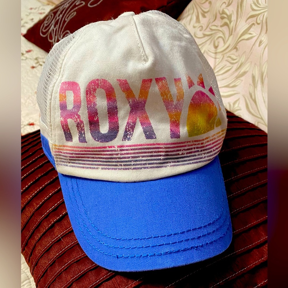 Roxy Sun, surf hat